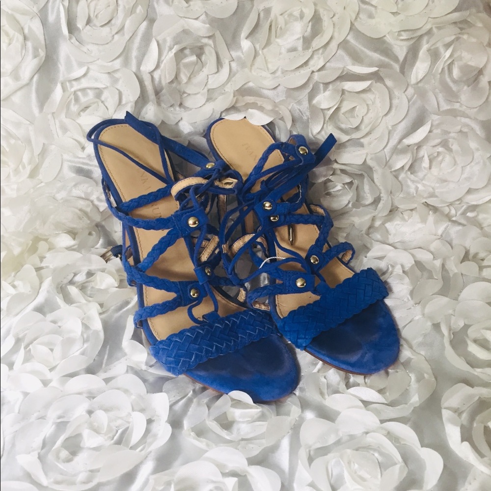 📦 Ivanka Trump caged blue sandals heels